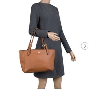 TORY BURCH BUCKLE TOTE